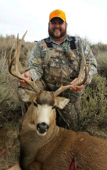 Mule Deer Hunter with RMR
